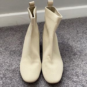 Everlane Glove boot. 9